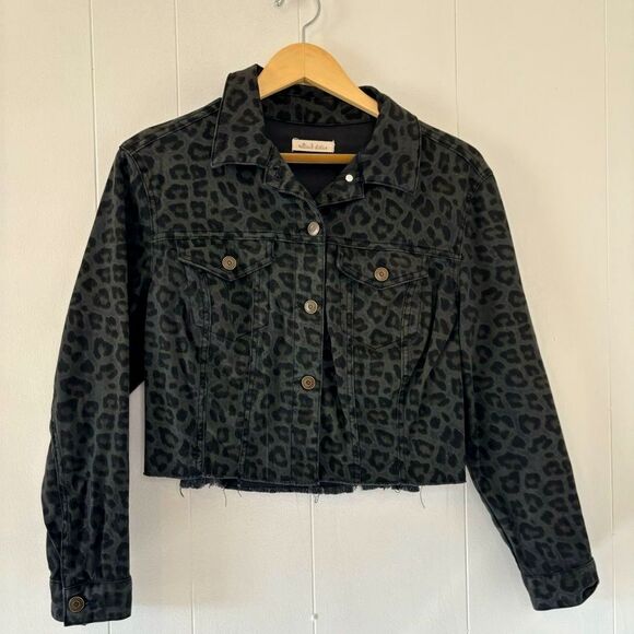 Women's Small Leopard/Animal Print Denim Jacket Black/Gray Crop Altar’d State - Picture 1 of 11